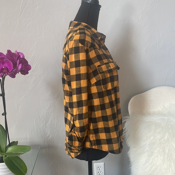 Forever 21 Gold & Black Plaid Shirt - Picture 4 of 7